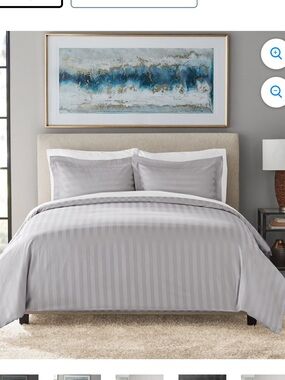 NWT Egyptian cotton 3-piece duvet set 700 thread count queen members mark